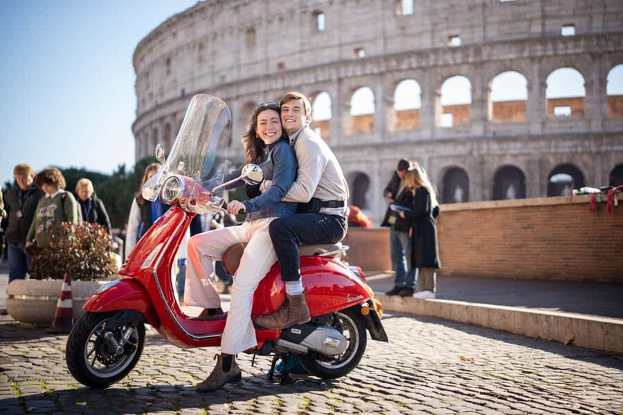 Rome: Vespa Photo Tour with City Center Pickup - Why a Vespa works so well in Rome