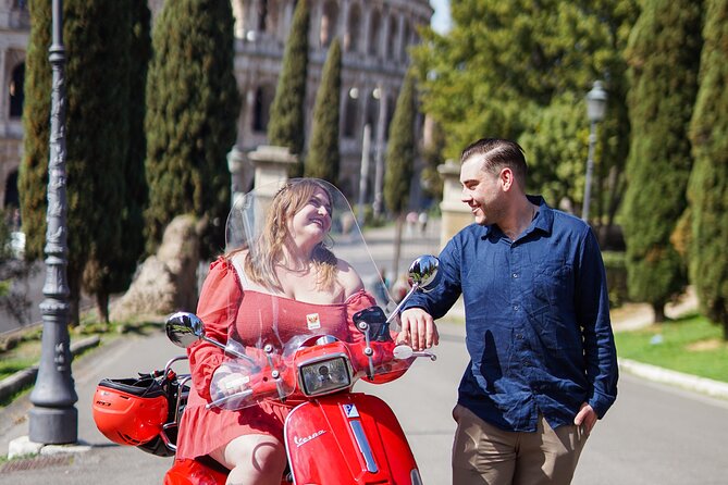 Rome Vespa Scooter Tour with Professional Photographer - Piazza Venezia and the Pantheon