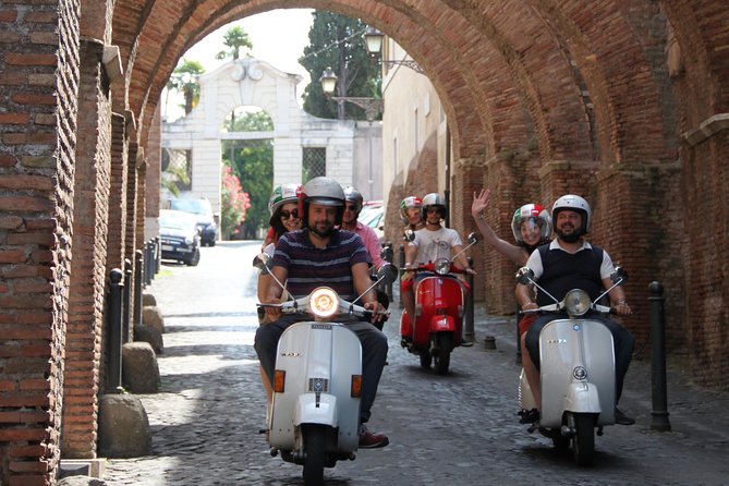 Rome Vespa Small Group Sightseeing Tour, 3 Hour Experience - Why a Vespa Makes Sense in Rome