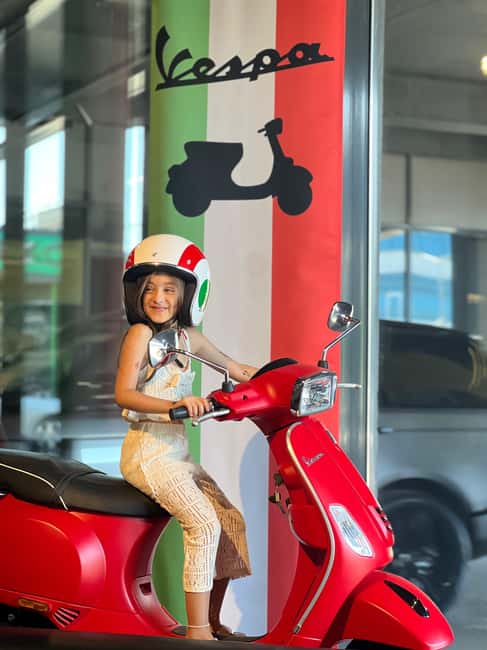 Rome: Vespa Tour with Local Guide - Santa Sabina and the Aventine atmosphere
