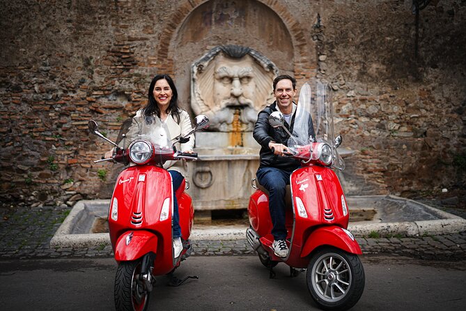 Rome: Vespa Tour with Professional Photoshoot - The Fontana dell’Acqua Paola