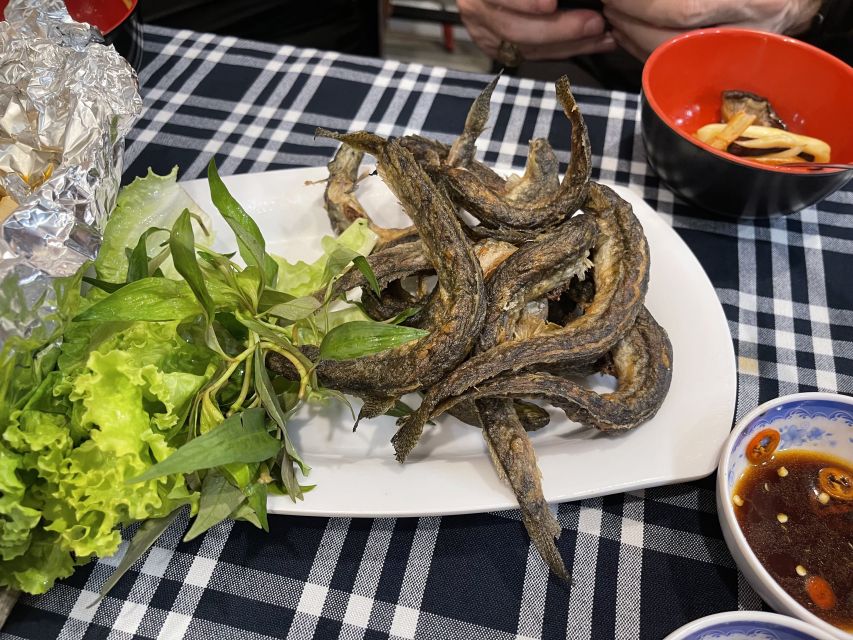 Saigon: Night Craft Beer And Street Food Tour By Vespa - Riding a Vespa through Saigon: what to expect