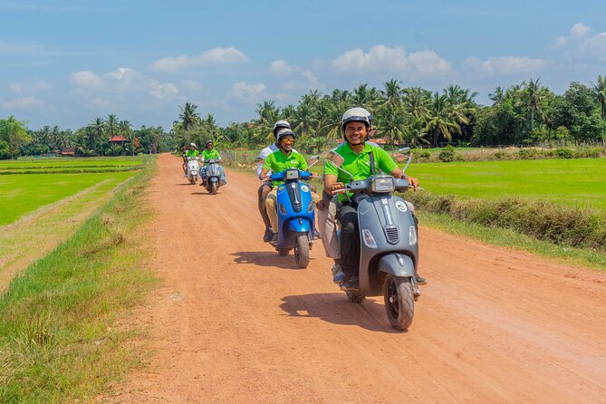 Siem Reap: Countryside Vespa Tour / Tuk Tuk Available - Key points at a glance