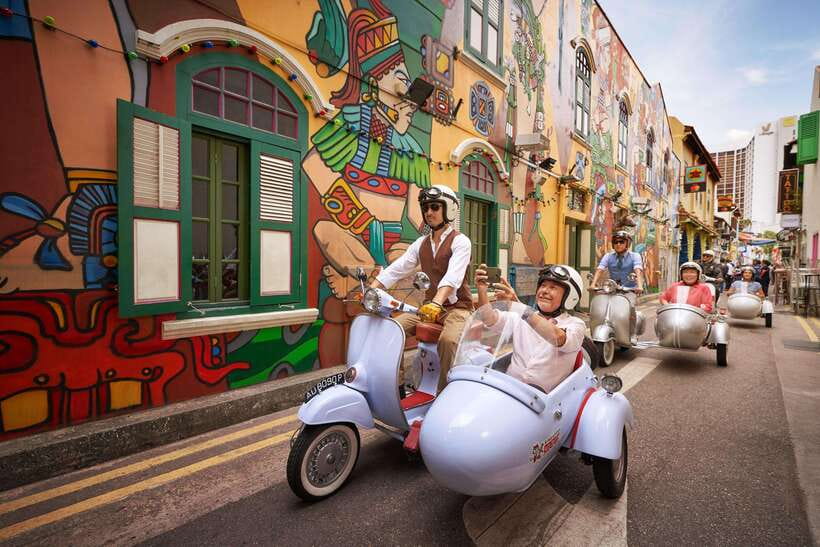 Singapore: Kampong Glam & Civic District Vespa Sidecar Ride - Why a Sidecar Is a Good Way to See Singapore
