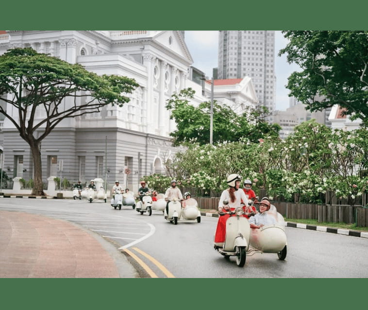 Singapore: Kampong Glam & Civic District Vespa Sidecar Ride - Sultan Mosque and the Malay Heritage Centre