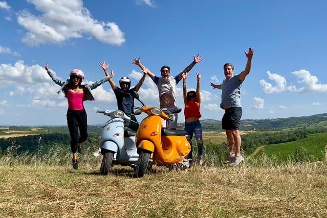 Tuscany Sunset Vespa tour with Dinner at a Chianti Winery - One hour in medieval San Gimignano