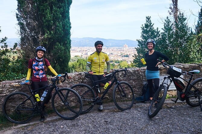 Tuscany Vespa Tour from Florence with Wine Tasting - A Tuscan winery lunch with Chianti