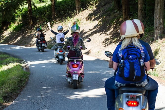 Tuscany Vespa Tour: Lunch & Wine Tasting, Countryside Roads - Is $228.62 a fair price?