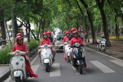 Vespa City Tour &Train Street Female With Ao Dai Riders 4,5 Hours