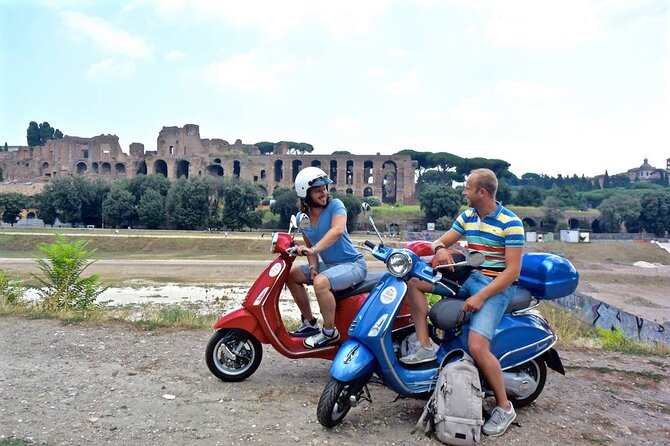 Vespa Primavera 125 cc Rental at Rome 24 ore - Limited-traffic zones, parking, and local advice