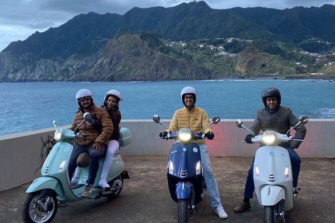 Vespa Primavera 24 Hour Rental in Madeira - Picking up the Vespa in São Martinho