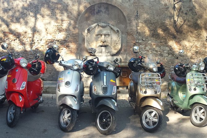 Vespa Rental in Rome 24 hours - Cruising through Trastevere