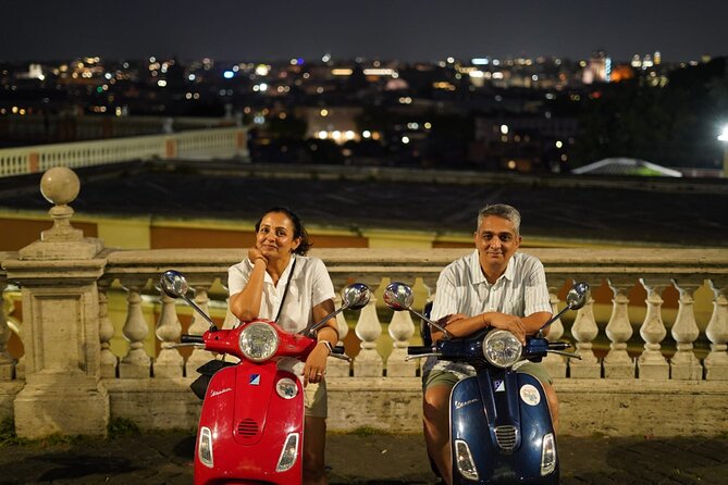Vespa Scooter Night Tour in Rome with Professional Photographer - Meeting at the Colosseum
