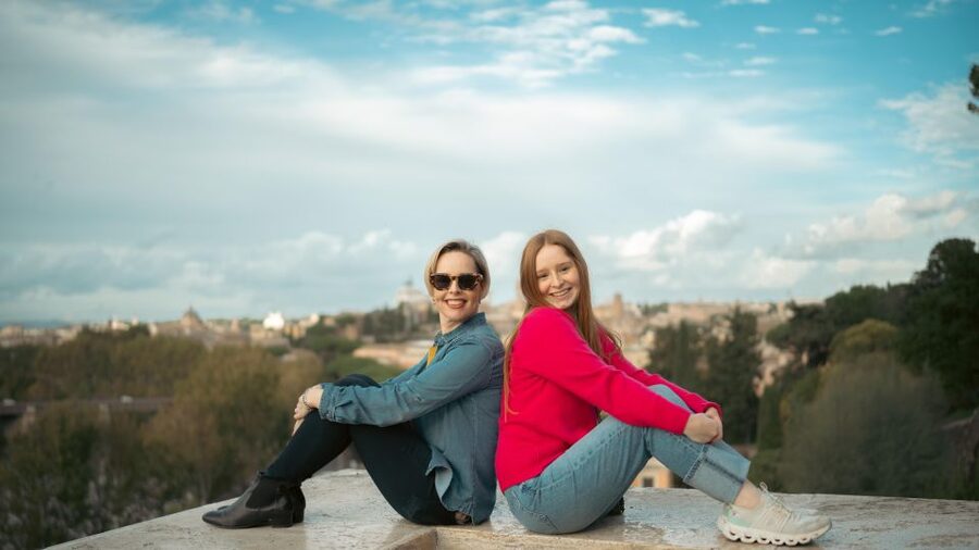 Vespa scooter tour in Rome with Pro-Photographer - Key points at a glance