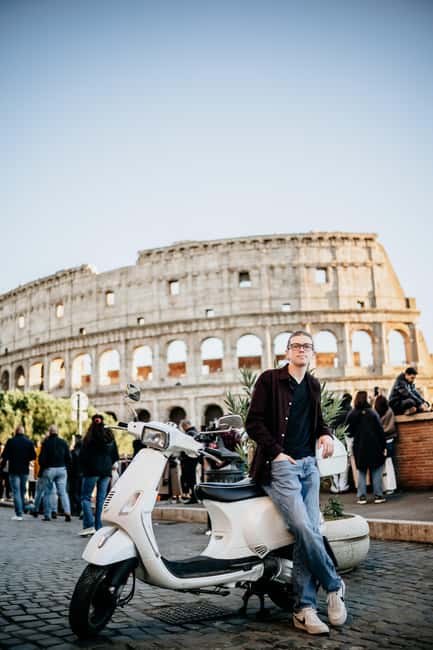 Vespa Scooter Tour "Rome as a Local" - Starting near Cavour and reaching the Colosseum