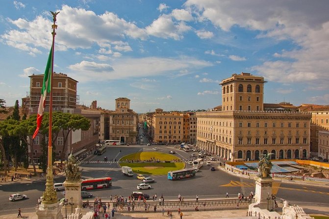 Vespa Self Drive Tour in Rome (Experience is a must!!) - Why Rome works so well from a Vespa