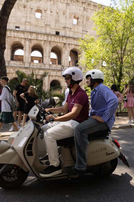 Vespa Sidecar Tour: Highlights of Rome - Vatican City and St. Peter’s Basilica