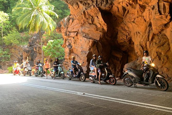 Vespa Sunset Tour - Starting at Mototomo Langkawi in Pantai Cenang