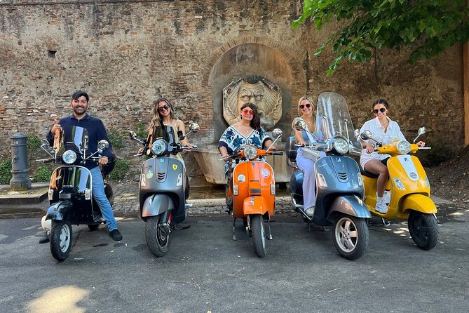 Vespa Tour Guided by Local in Rome - Santa Sabina and the orange tree story