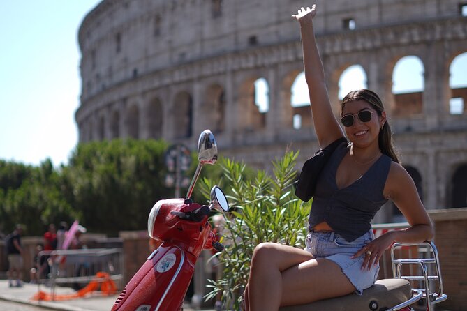 Vespa Tour in Rome with professional photographer - Why a Vespa is a smart way to see Rome quickly