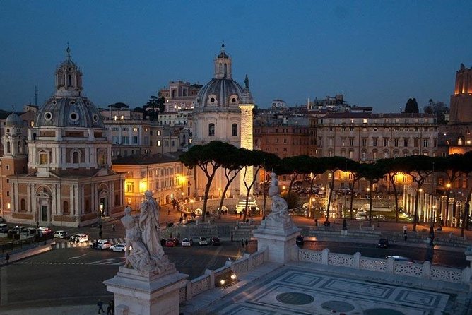 Vespa Tour with driver Rome By Night 3 hours - Why a Vespa works so well in Rome at night
