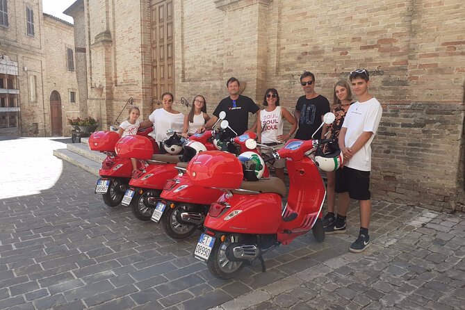 Vespa tour with written guide of Marche in Valdaso - Scooter condition and riding comfort