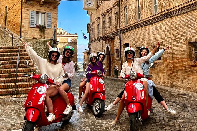 Vespa tour with written guide of Marche Riviera del Conero - Who will enjoy this most